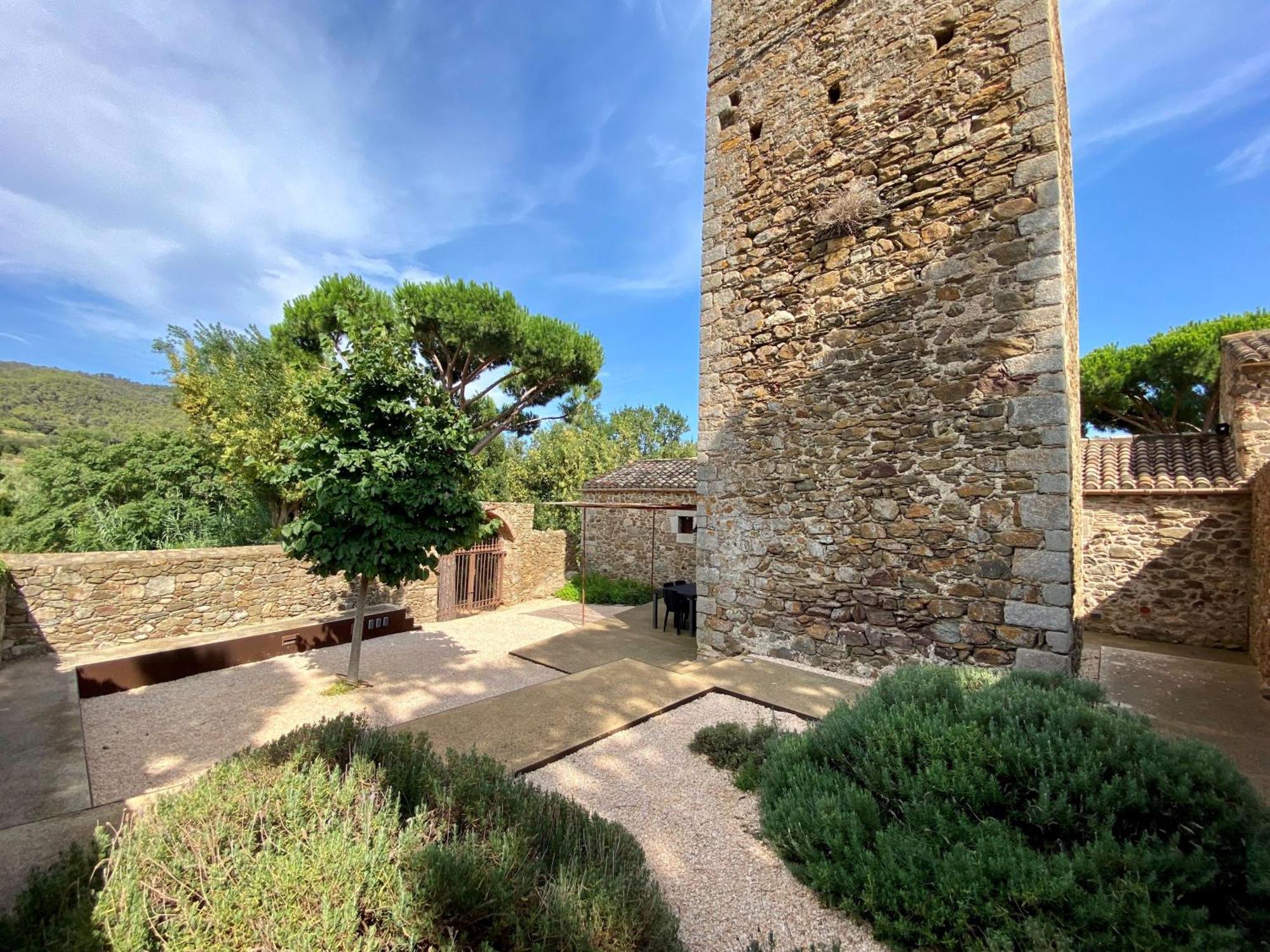 Masia Torre Lloreta S.Xiii กาลองเย ภายนอก รูปภาพ